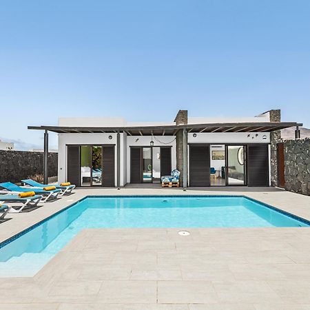3 Bedroom Villa With Private Pool Close To Papagayo Beach 플라야블랑카 외부 사진